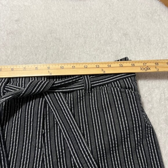 Jones New York Sport Petite Womens Black Gray Stripe Stretch Capri Pants Size 10 - Picture 11 of 13